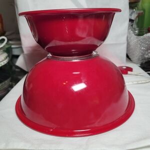 VTG. PYREX Red Mixing Bowls x 2.  (595)